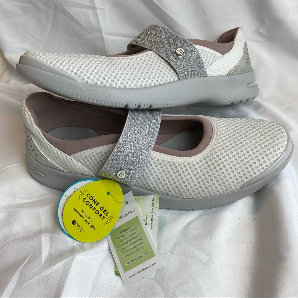 Bzees Woman’s Shoes Sandals Tennis Athletic 10 Wide Width Slip On Sneakers